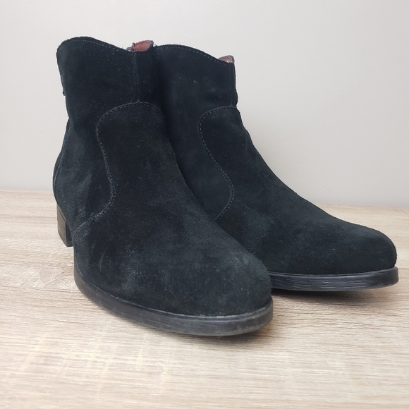 B.O.C Leather Upper Black Ankle Boots - Picture 3 of 11